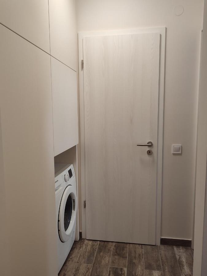 Voeroesko Apartmanhaz Balatonalmádi المظهر الخارجي الصورة